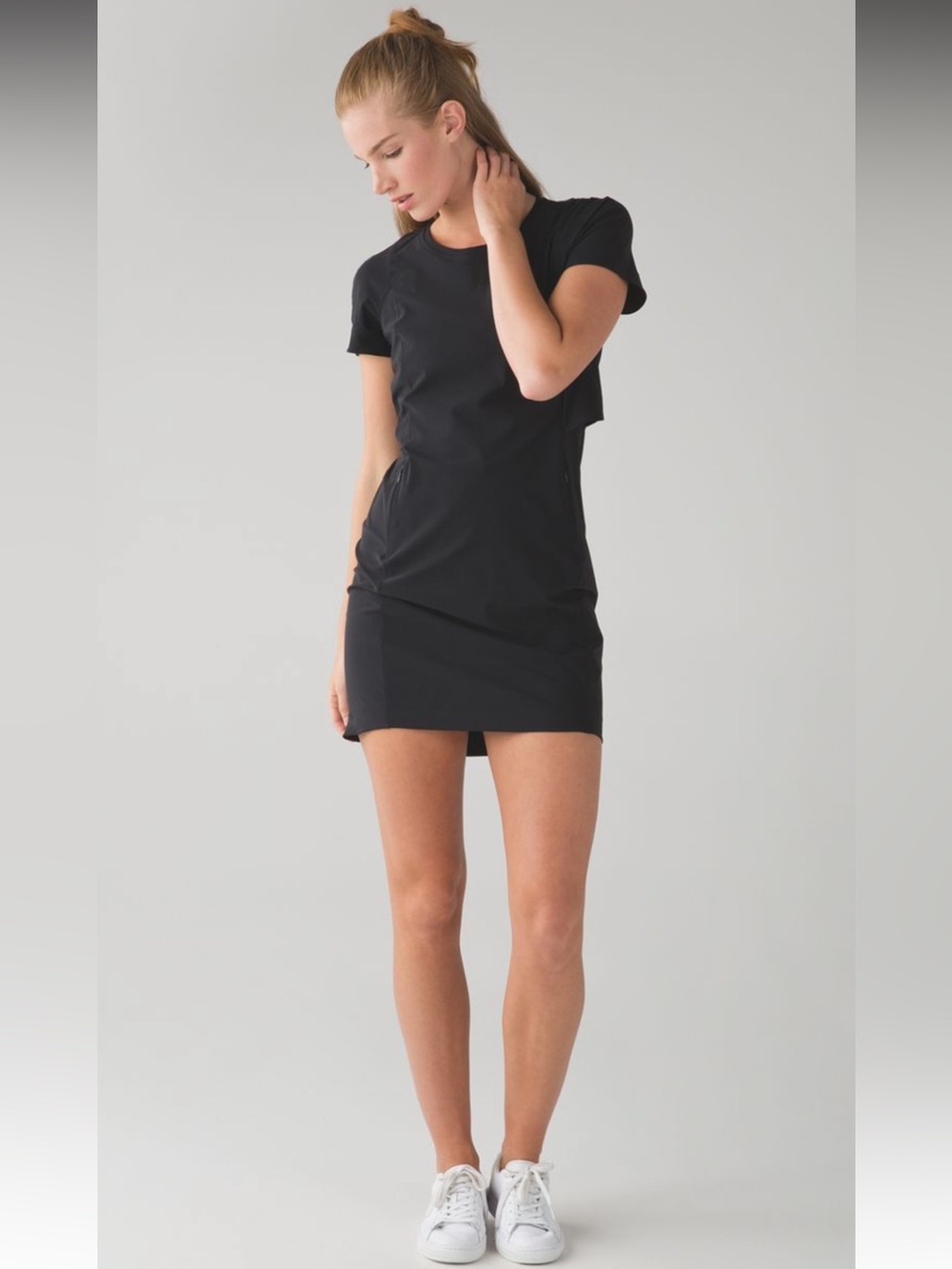 Lululemon &go Endeavor Dress